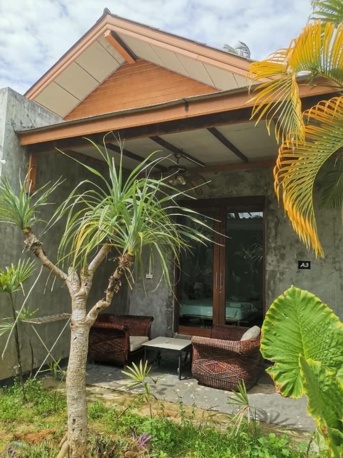 Natai House Hotell Exteriör bild
