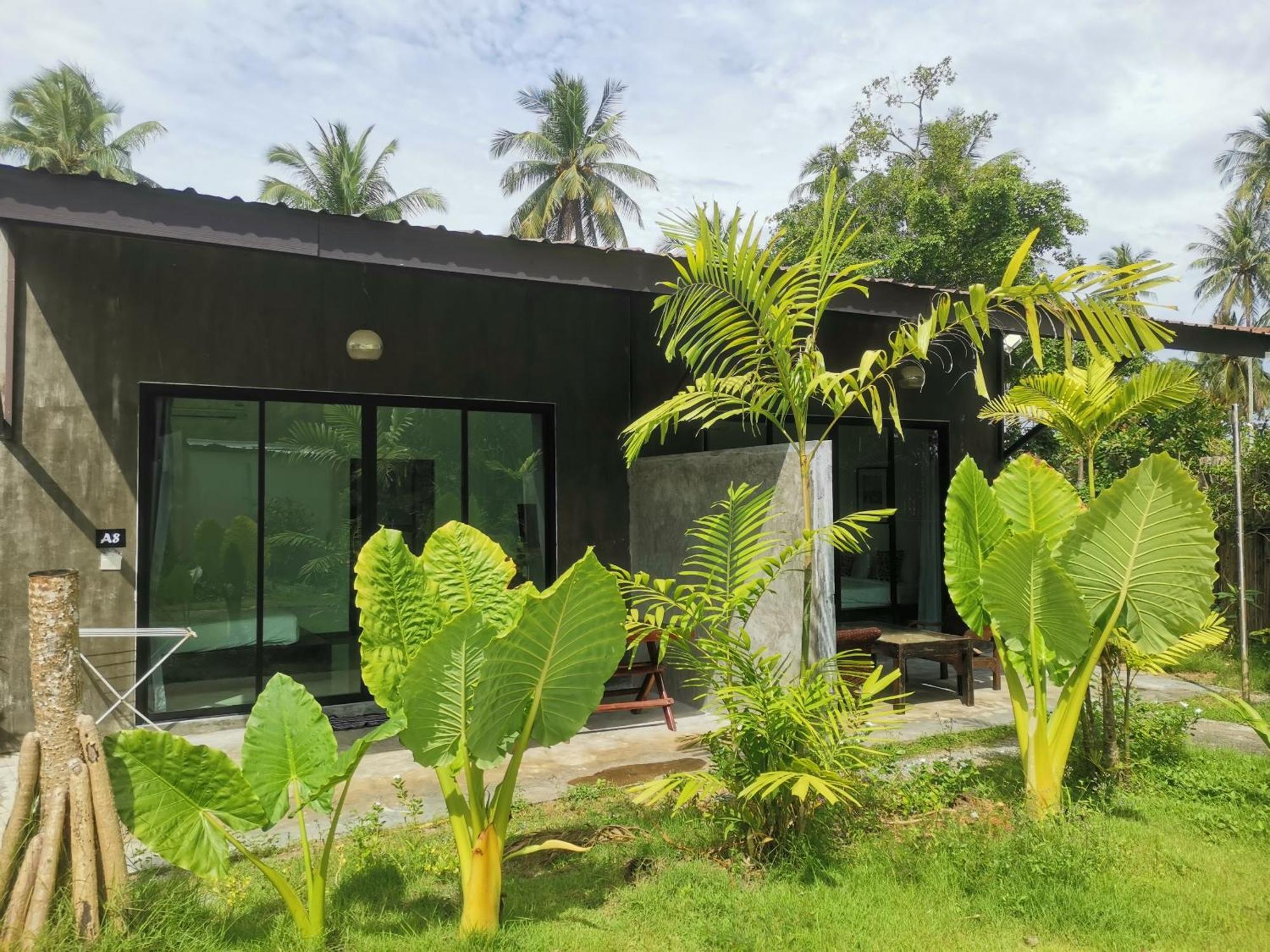Natai House Hotell Exteriör bild